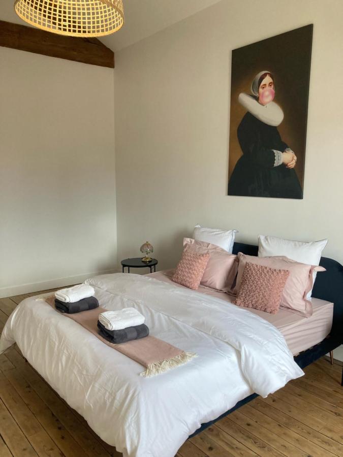 My Boutique Guesthouse - Fabulous Suites 10 Min A7 - Anneyron Eksteriør billede